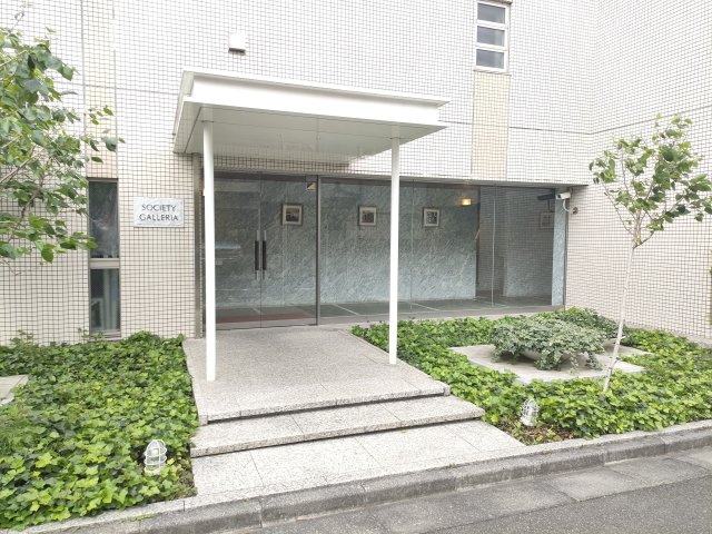 ソサエティギャレリアのエントランス