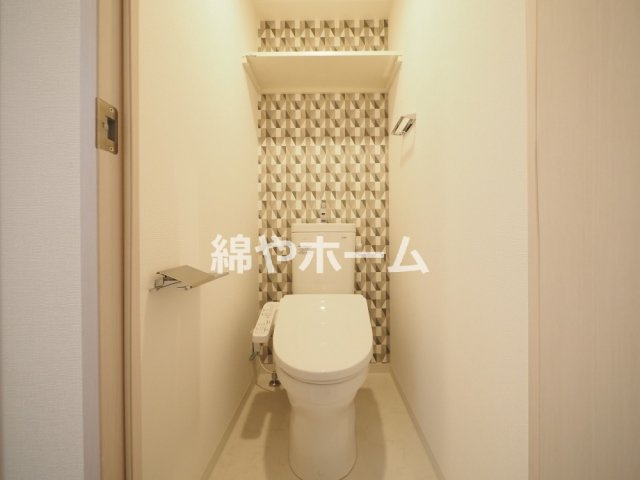 エスリード難波VALOREのトイレ|シンプルで使いやすいトイレです