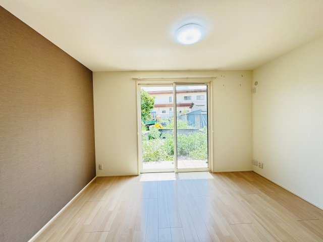 高崎市吉井町下長根　中古住宅の洋室|高崎市吉井町下長根　中古住宅