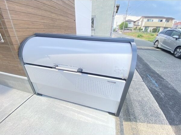 リヴェール元中野Ⅱのその他共用部分|専用ゴミ置き場