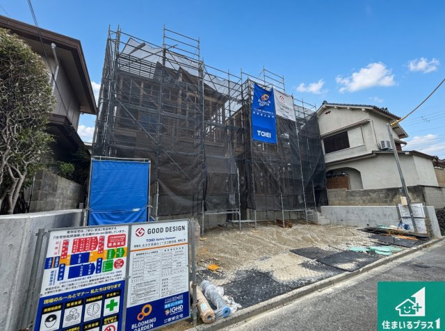 ■枚方市長尾台　第1期　新築一戸建ての前面道路含む現地写真|周辺は落ち着いた街並みの住宅地！子育てがしやすい住環境です！まだ未完成ですが、現地でしかわからない事もございます。是非一度ご覧ください。