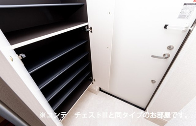 【収納】 | キャビン６８ | ちょっとした収納スペースも充実しています