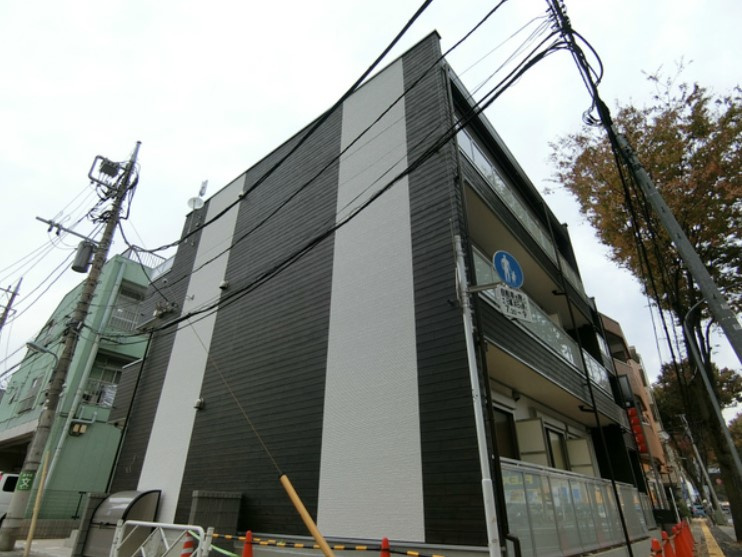 調布市八雲台１丁目の賃貸マンションのエントランス|外観も気になるポイント