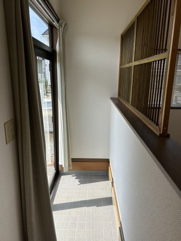 中央３丁目テナントの玄関