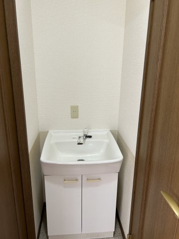 中央３丁目テナントの洗面所