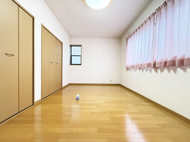薊野東町T戸建ての洋室