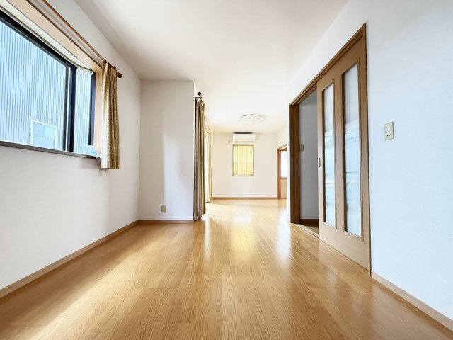 薊野東町T戸建ての居間・リビング