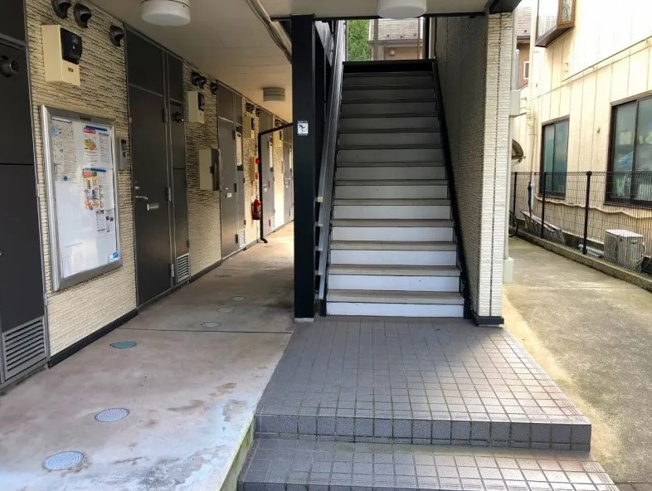 【エントランス】 | レオパレスみらい本町