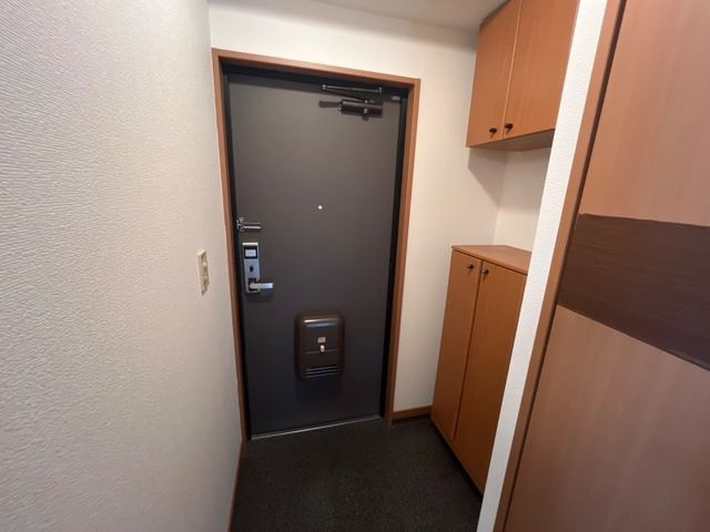 グリーンヒル壱番館の玄関