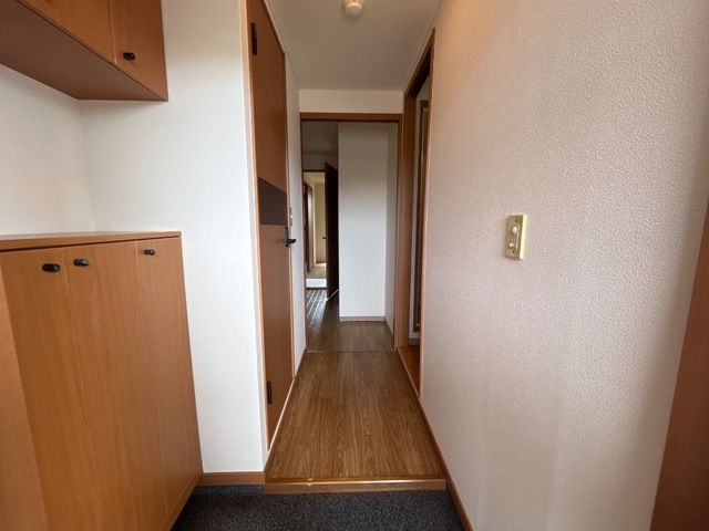グリーンヒル壱番館の玄関