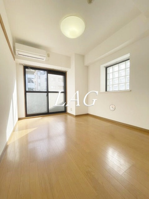 【居間・リビング】 | クレアシオン市ヶ谷西 | 洋室のお部屋です。