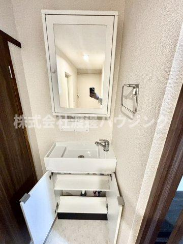 新喜多東２丁目テラスハウスの洗面所