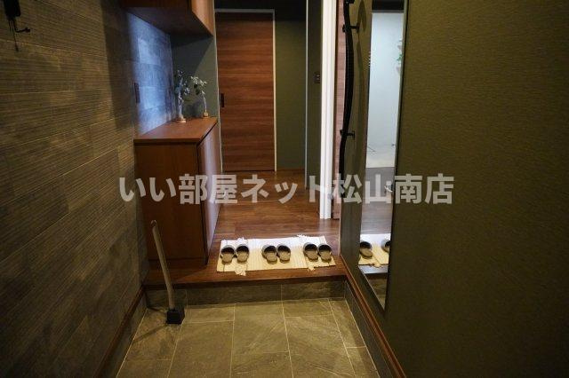 【玄関】 | シャーメゾンキャメリア