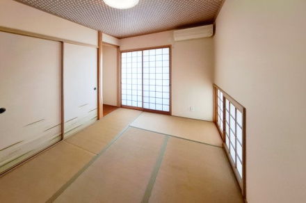 貝塚市東山1丁目　中古戸建の和室|6帖