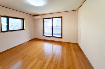 貝塚市東山1丁目　中古戸建の洋室|2F洋室　約8帖