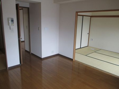 【居間・リビング】 | サニーヒルズ和光 | 別のお部屋の写真です。