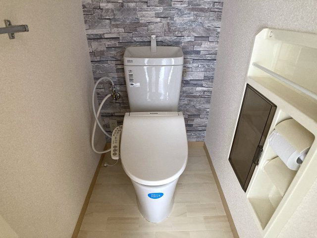 フレグランス南五葉のトイレ|温水洗浄便座付きトイレ