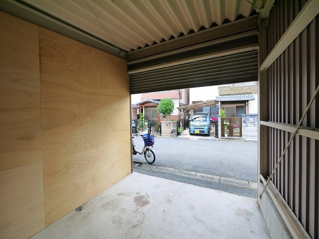堀田ガレージ