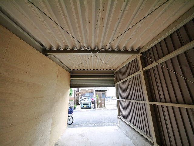 堀田ガレージ
