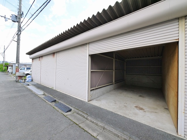 堀田ガレージ