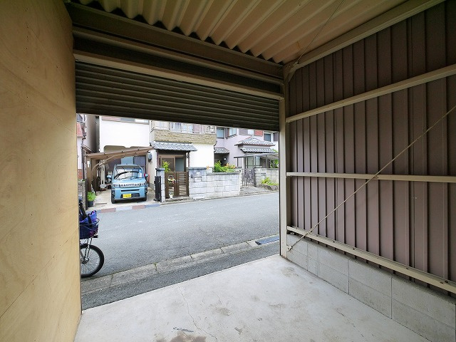 堀田ガレージ