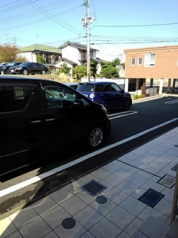トゥインクルの駐車場