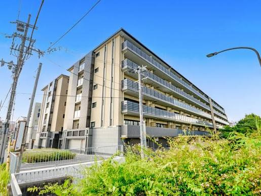 プレサンスレジェンド六地蔵