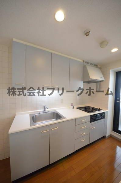 三鷹市新川６丁目の賃貸マンションのキッチン