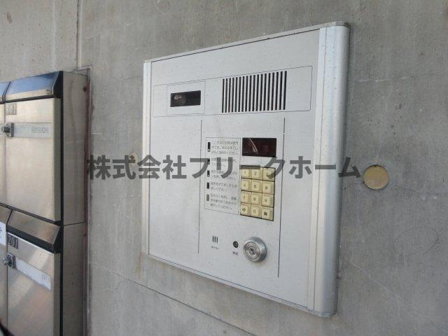 三鷹市新川６丁目の賃貸マンションのセキュリティ