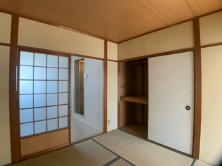 シャルム南台2の和室