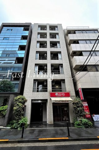 FLATS一番町のエントランス