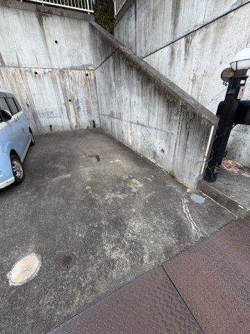 【駐車場】 | 錦織南二丁目戸建