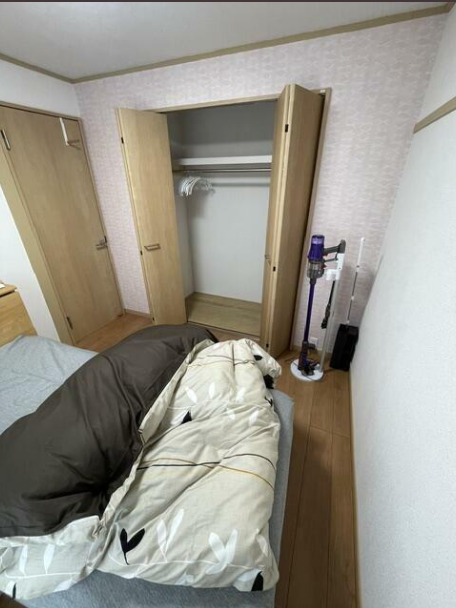 中町マンションの洋室