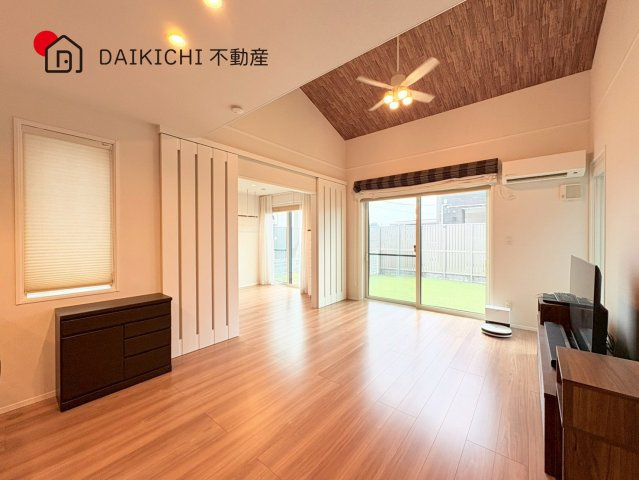 【居間・リビング】 | 加須市琴寄　中古戸建