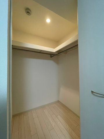 ソレアード(中川区)　名古屋市賃貸　仲介手数料無料の収納