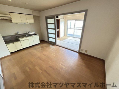 【居間・リビング】 | グリーンフォレストII