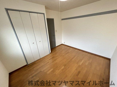 【洋室】 | グリーンフォレストII