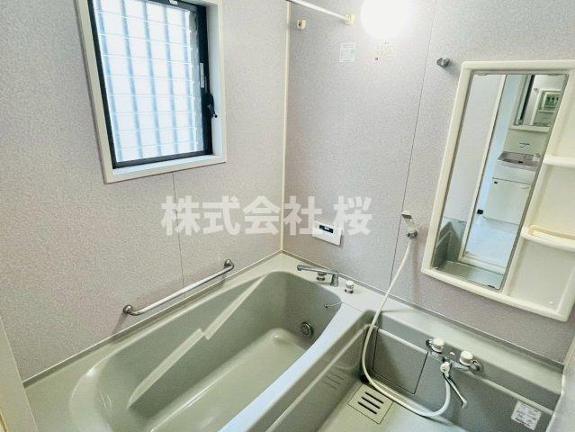淀川区塚本５丁目　中古戸建の浴室|お風呂で日々の疲れを落としましょう