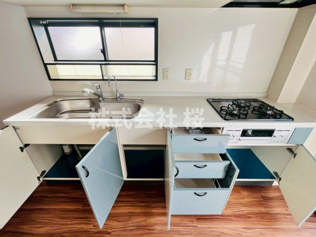 淀川区塚本５丁目　中古戸建のキッチン|使いやすいキッチンです
