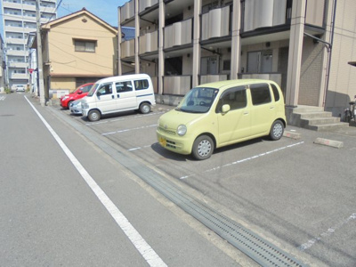 【駐車場】 | エミネンス野上　B棟
