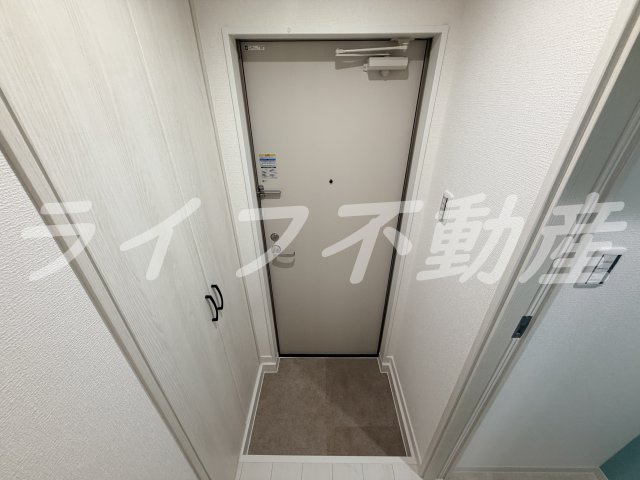 H-maison衣摺Ⅲの玄関|明るい玄関です
