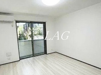 【居間・リビング】 | グランディール | 洋室のお部屋です。