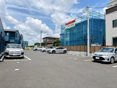 【駐車場】 | コネクトパーク３番館 | 駐車場があるので、車を買う予定の方も安心です