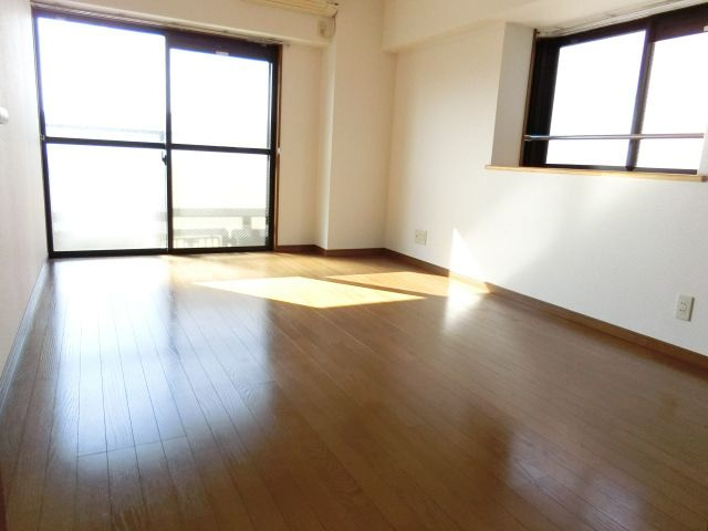 リベラいわき　堅粕小学校区の洋室|リベラいわき