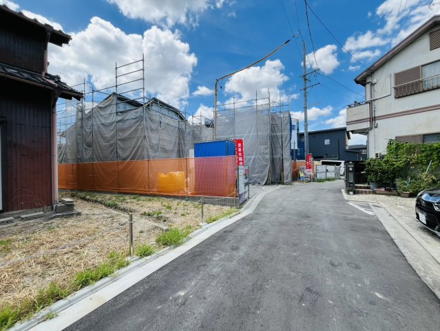 東海市富木島町山中150番2『仲介手数料無料』新築一戸建て・建売の前面道路含む現地写真