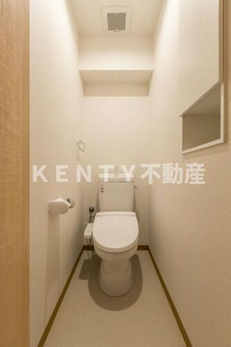 【トイレ】 | ベルガモット梅屋敷 | 清潔感のあるトイレです