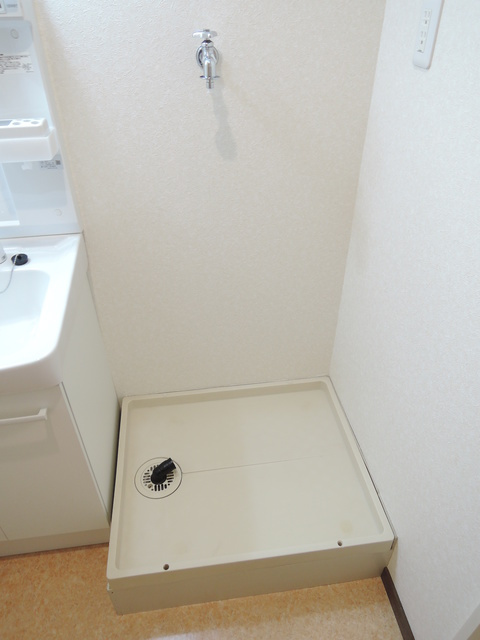稲垣邸の内装|★室内洗濯機置場★