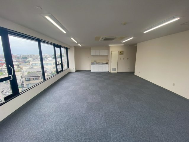 木村建設工業ビルのロビー