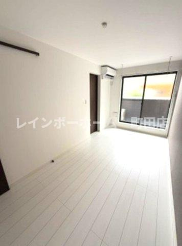 ベイルーム海老名エルデ※初期費用分割後払いサービス利用可能物件の居間・リビング|同施工会社参考写真