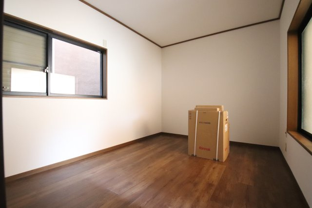 【洋室】 | 中野町戸建